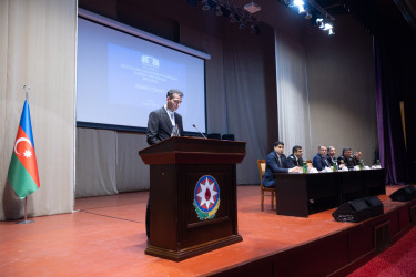 Kəlbəcər Rayon İcra Hakimiyyəti başçısının 2025-ci ilin sosial-iqtisadi inkişafın yekunları və qarşıda duran vəzifələrə həsr olunmuş hesabat yığıncağı keçirilib.