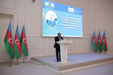 “Şəhərsalma və memarlıq ili”çərçivəsində “Ümummilli Lider Heydər Əliyevin respublikaya rəhbərlik etdiyi illər  Azərbaycan şəhərsalma və memarlığının inkişafında xüsusi mərhələ təşkil edir” mövzusunda  tədbir keçirilib.