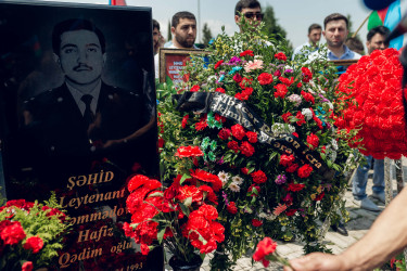 Birinci Qarabağ müharibəsində itkin düşən  Gəncə  Şəhidlər xiyabanında 31 il əvvəl naməlum şəhid kimi dəfn edilmiş, kimliyi bir qədər əvvəl müəyyənləşdirilən Məmmədov Hafiz Qədim oğlunun məzarı abadlaşdırılıb.