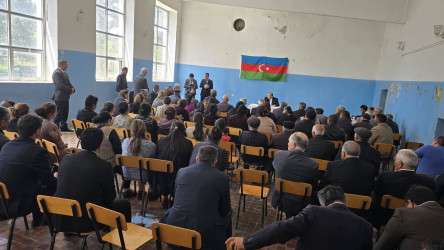 Kəlbəcər rayon İcra Hakimiyyətinin başçısı Azər Qocayev Şəmkir şəhəri, Texniki Peşə Məktəbi, Xeyir-şər yerinin binasında həmin ərazidə yaşayan vətəndaşlar üçün səyyar-görüş qəbulunu keçirib.