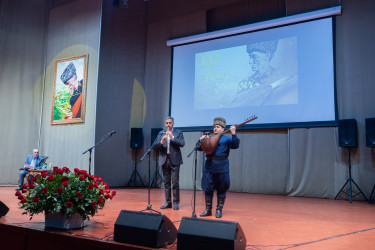 Aşıq Şəmşirin anadan olmasının 133 illiyinə həsr olunmuş  “Dədə öyüdlərinin söz işığında” adlı tədbir keçirilib.