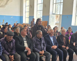 Kəlbəcər rayon İcra Hakimiyyətinin başçısı Azər Qocayev Şəmkir şəhəri, Texniki Peşə Məktəbi, Xeyir-şər yerinin binasında həmin ərazidə yaşayan vətəndaşlar üçün səyyar-görüş qəbulunu keçirib.