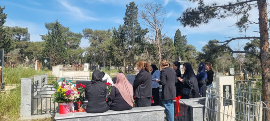 Kəlbəcər rayon İcra Hakimiyyəti başçısının birinci müavini Eldəniz Mehtiyev  şəhid övladının il mərasimində iştirak edib.
