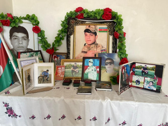 Kəlbəcər rayon İcra Hakimiyyətinin başçısı Azər Qocayev şəhid Mustafayev Əlzamin Baxış  oğlunun ailəsini ziyarət edib.