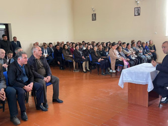 Kəlbəcər rayon İcra Hakimiyyətinin başçısı Azər Qocayev Goranboy şəhəri, Məcburi köçkün qəsəbəsi, Xocalı rayon Uşaq İncəsənət Məktəbində yaşayan vətəndaşlar üçün  qəbul keçirib.