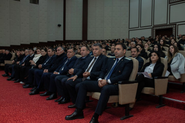 “Son dövrlərdə gənclər arasında artan zorakılıq hallarının qarşısının alınması, pis vərdişlərə qarşı mübarizə yolları, məktəb-uşaq-şagird münasibətlərinin  düzgün qurulması” mövzusunda təhsil işçiləri  ilə konfrans keçirilib.