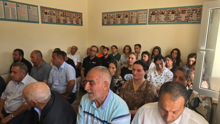 Kəlbəcər rayon İcra Hakimiyyətinin başçısı Azər Qocayev Bakı şəhəri, Xəzər rayonu, Qala qəsəbəsi, Bakı şəhər 345 nömrəli  tam ümumtəhsil məktəbinin inzibati binasında həmin ərazidə yaşayan vətəndaşlar üçün səyyar-görüş qəbulunu keçirib.