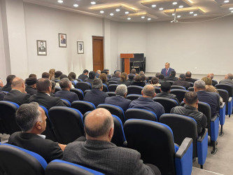 Kəlbəcər rayon İcra Hakimiyyətinin başçısı Azər Qocayev İsmayıllı şəhərində fəaliyyət göstərən Uşaq və Gənclər kitabxanasının inzibati  binasında həmin ərazidə yaşayan vətəndaşlar üçün səyyar-görüş qəbulunu keçirib.