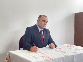 Kəlbəcər rayon İcra Hakimiyyətinin başçısı Azər Qocayev Daşkəsən rayonu, Zəylik kəndi, Zəylik kənd Mədəniyyət evinin binasında həmin ərazidə yaşayan vətəndaşlar üçün səyyar-görüş qəbulunu keçirib.