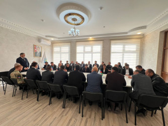 YAP Kəlbəcər rayon təşkilatı tərəfindən “Konstitusiya və Suverenlik İli” çərçivəsində 8 Noyabr – Zəfər Günü münasibətilə  4 noyabr 2025-ci il tarixində  Zəfərin təntınəsi mövzusunda tədbir keçirilmişdir.