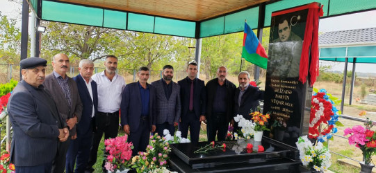 Şəhid Məmmədov Elşən Dağıstan oğlunun ailəsi və məzarı ziyarət edilib