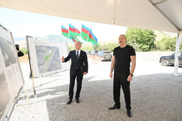Azərbaycan Respublikasının Prezidenti İlham Əliyev avqustun 21-də Kəlbəcər şəhərində 3-cü yaşayış kompleksinin təməlini qoyub.