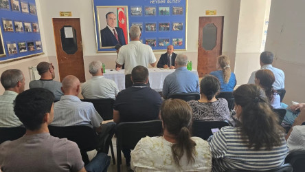 Kəlbəcər rayon İcra Hakimiyyətinin başçısı Azər Qocayev Bakı şəhəri, Sabunçu rayonu, Zabrat-1 qəsəbəsi, Kəlbəcər Rayon 84 nömrəli tam orta məktəbin binasında həmin ərazidə yaşayan vətəndaşlar üçün səyyar-görüş qəbulunu keçirib