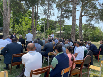 Kəlbəcər rayon İcra Hakimiyyətinin başçısı Azər Qocayev Ağdaş rayonu, Yenikənd kəndi, Yenikənd kənd tam orta məktəbinin  inzibati binasında həmin ərazidə yaşayan vətəndaşlar üçün səyyar-görüş qəbulunu keçirib.