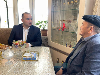 Kəlbəcər rayon İcra Hakimiyyətinin başçısı Azər Qocayev və Kəlbəcər rayon Prokuroru İlkin İsmayılov şəhid Abdullayev Həsən Aydın oğlunun ailəsini ziyarət edib.