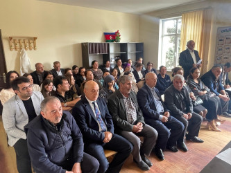 Kəlbəcər rayon İcra Hakimiyyətinin başçısı Azər Qocayev Bakı şəhəri, Binəqədi rayonu, Sumqayıt şossesi, Azərbaycan Avtomobil Yolları Dövlət Agentliyinin yataqxanasında və onun ətrafında yaşayan vətəndaşlar üçün səyyar-görüş qəbulunu keçirib.
