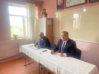 Kəlbəcər rayon İcra Hakimiyyətinin başçısı Azər Qocayev Abşeron rayonu, Masazır qəsəbəsində müvəqqəti fəaliyyət göstərən Kəlbəcər rayon 56 nömrəli tam orta məktəbin inzibati  binasında həmin ərazidə yaşayan vətəndaşlar üçün  qəbul keçirib.