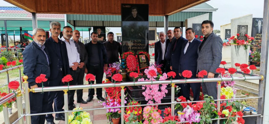 Şəhid Məmmədov Elşən Dağıstan oğlunun ailəsi və məzarı ziyarət edilib