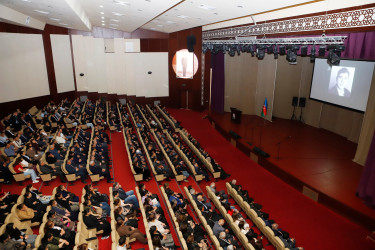Ümummilli Lider Heydər Əliyevin anadan olmasının 103-cü ildönümünə həsr olunmuş “Zamanın fövqündə dayanan əbədiyaşar lider” mövzusunda tədbir keçirilib.