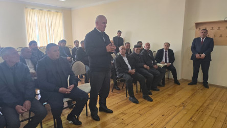 Kəlbəcər rayon İcra Hakimiyyətinin başçısı Azər Qocayev, Kəlbəcər rayon Prokuroru İlkin İsmayılov , Səfərbərlik və Hərbi Xidmətə Çağırış üzrə Dövlət Xidmətinin Kəlbəcər rayon şöbəsinin rəis polkovnik Zöhrab Camalovla birlikdə Beyləqan rayonu, 146 ailəlik Xocavənd qəsəbəsi, Xocavənd rayon Qaradağlı kənd tam orta məktəbinin inzibati binasında  həmin ərazidə yaşayan vətəndaşlar üçün səyyar-görüş qəbulunu keçirib.