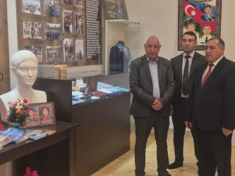 Milli Qəhrəman Hökümə Əliyevanın ailəsi ziyarət edilib.