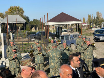 Birinci Qarabağ müharibəsinin şəhidi Mustafayev Möhübbət Qənimət oğlu torpağa tapşırılıb.