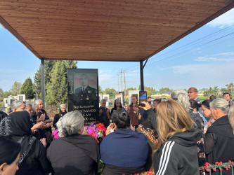 27 sentyabr “Anım Günü” ilə əlaqədar şəhid Mönsümzadə Orxan Səfiyar  oğlunun ailəsi və məzarı ziyarət edilib.