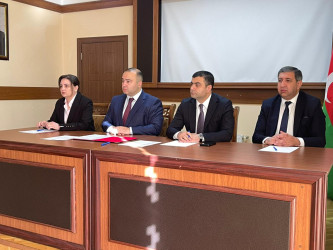 “Şəhərsalma və Memarlıq  İli”ilə bağlı təsdiq edilmiş Tədbirlər Planın Kəlbəcər rayonunda icrasını təmin etmək məqsədi ilə rayonda fəaliyyət göstərən idarə və müəssisə rəhbərləri ilə görüş keçirilmişdir.