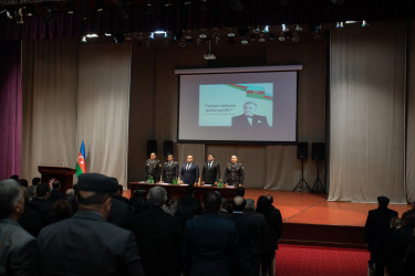 “Son dövrlərdə gənclər arasında artan zorakılıq hallarının qarşısının alınması, pis vərdişlərə qarşı mübarizə yolları, məktəb-uşaq-şagird münasibətlərinin  düzgün qurulması” mövzusunda təhsil işçiləri  ilə konfrans keçirilib.