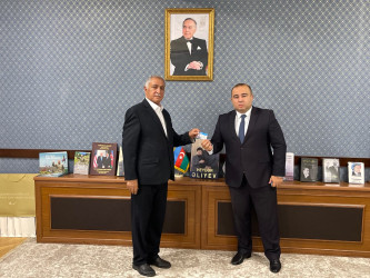 Kəlbəcər Rayon İcra Hakimiyyətinin başçısı Azər Qocayev İctimai Şuranın yeni seçilmiş heyəti ilə görüş keçirib.