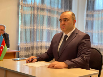 Kəlbəcər rayon İcra Hakimiyyətinin başçısı Azər Qocayev Qax rayonu, Almalı kəndində  həmin ərazidə yaşayan vətəndaşlar üçün səyyar-görüş qəbulunu keçirib.