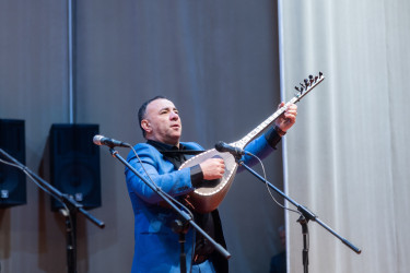 Aşıq Şəmşirin anadan olmasının 133 illiyinə həsr olunmuş  “Dədə öyüdlərinin söz işığında” adlı tədbir keçirilib.