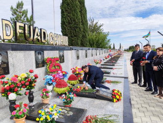 27 sentyabr “Anım Günü” ilə əlaqədar Vətən müharibəsi şəhidi Məhərrəmli Fuad Füzuli oğlunun məzarı və ailəsi ziyarət edilib